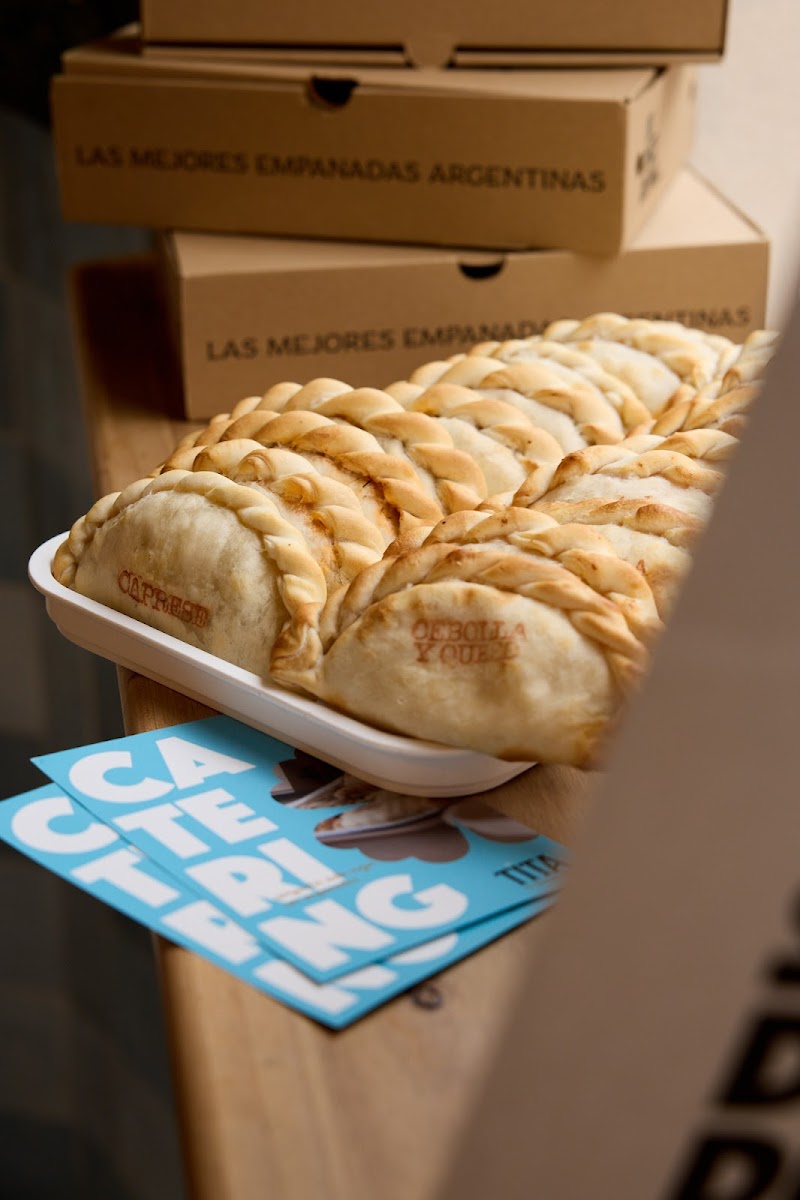 Empanadas Tita De Buenos Aires-3