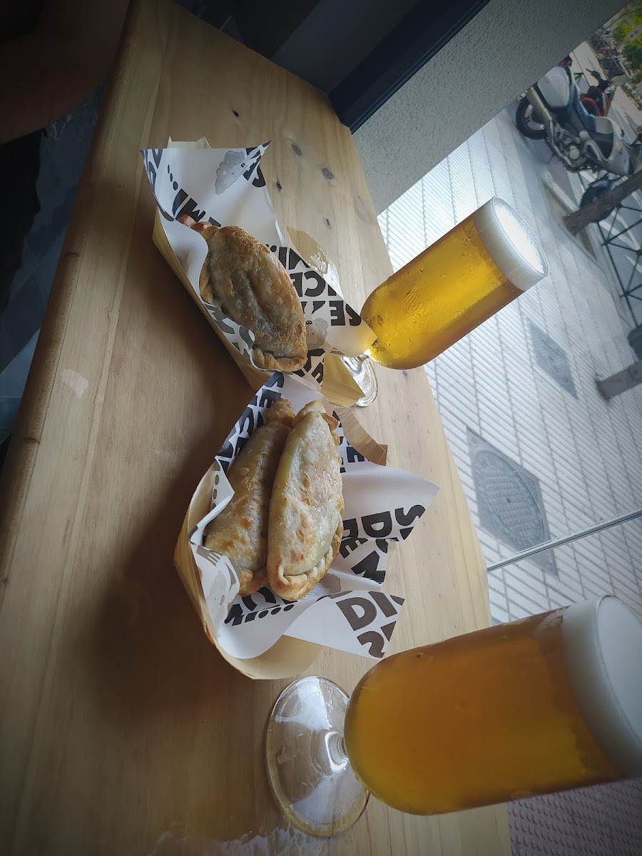 Empanadas Tita De Buenos Aires-9